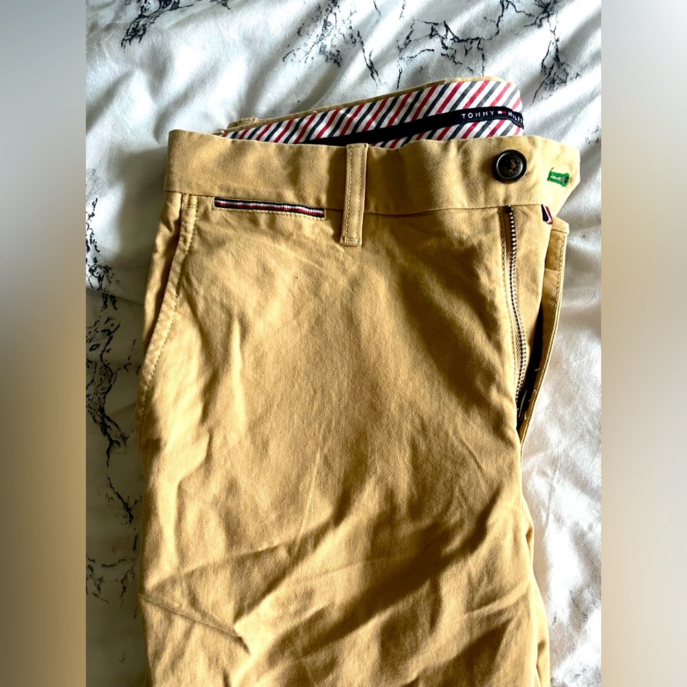 New TOMMY HILFIGER PANTS (32/34)